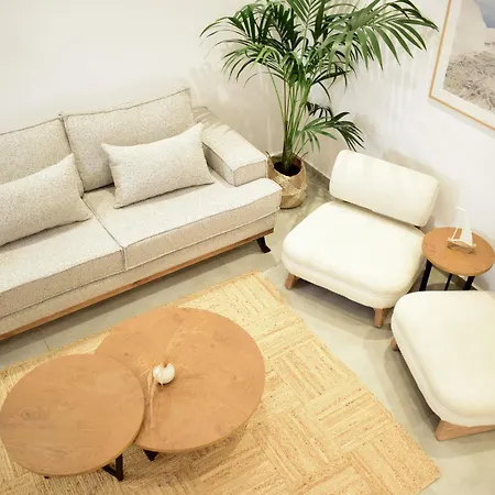 Lefko Mégas Yialós-Nítes