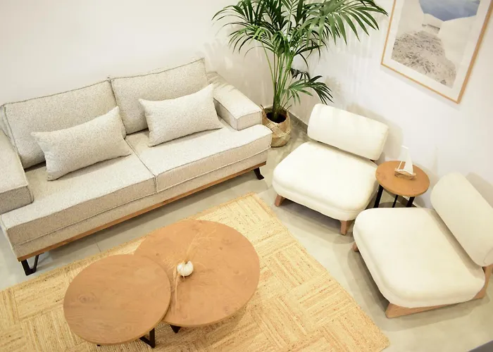 Lefko Mégas Yialós-Nítes